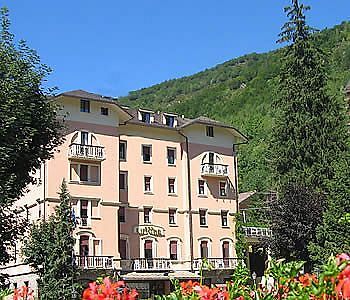 Limone Palace Aparthotel ليمون بييمونت المظهر الخارجي الصورة