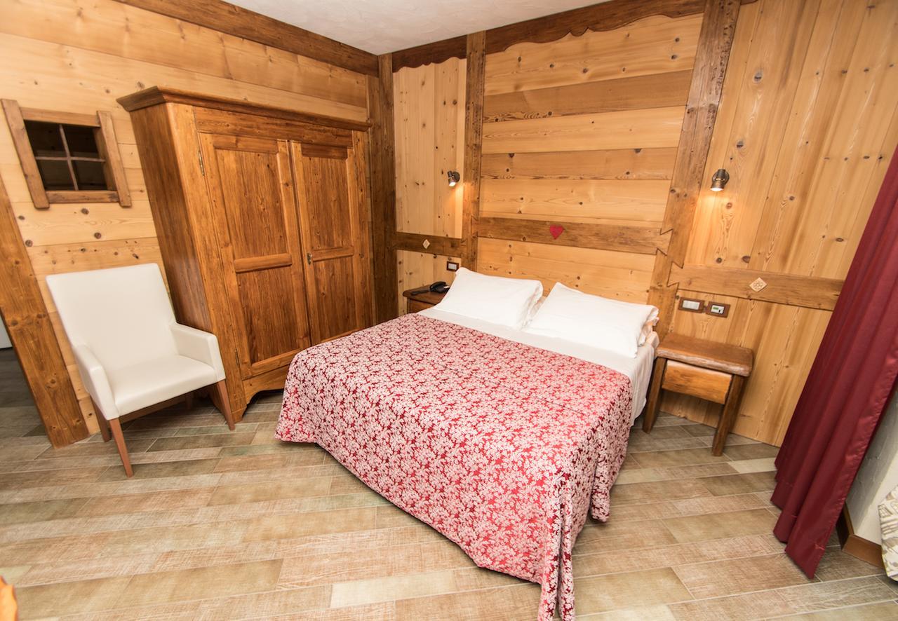 Limone Palace Aparthotel ليمون بييمونت المظهر الخارجي الصورة