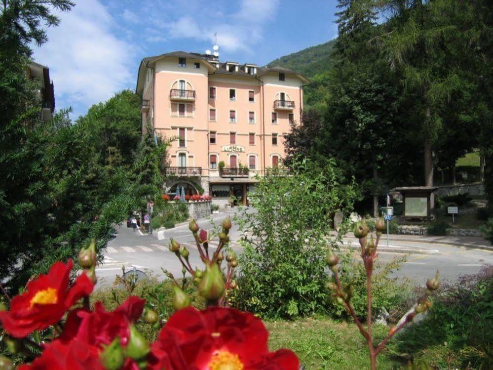 Limone Palace Aparthotel ليمون بييمونت المظهر الخارجي الصورة